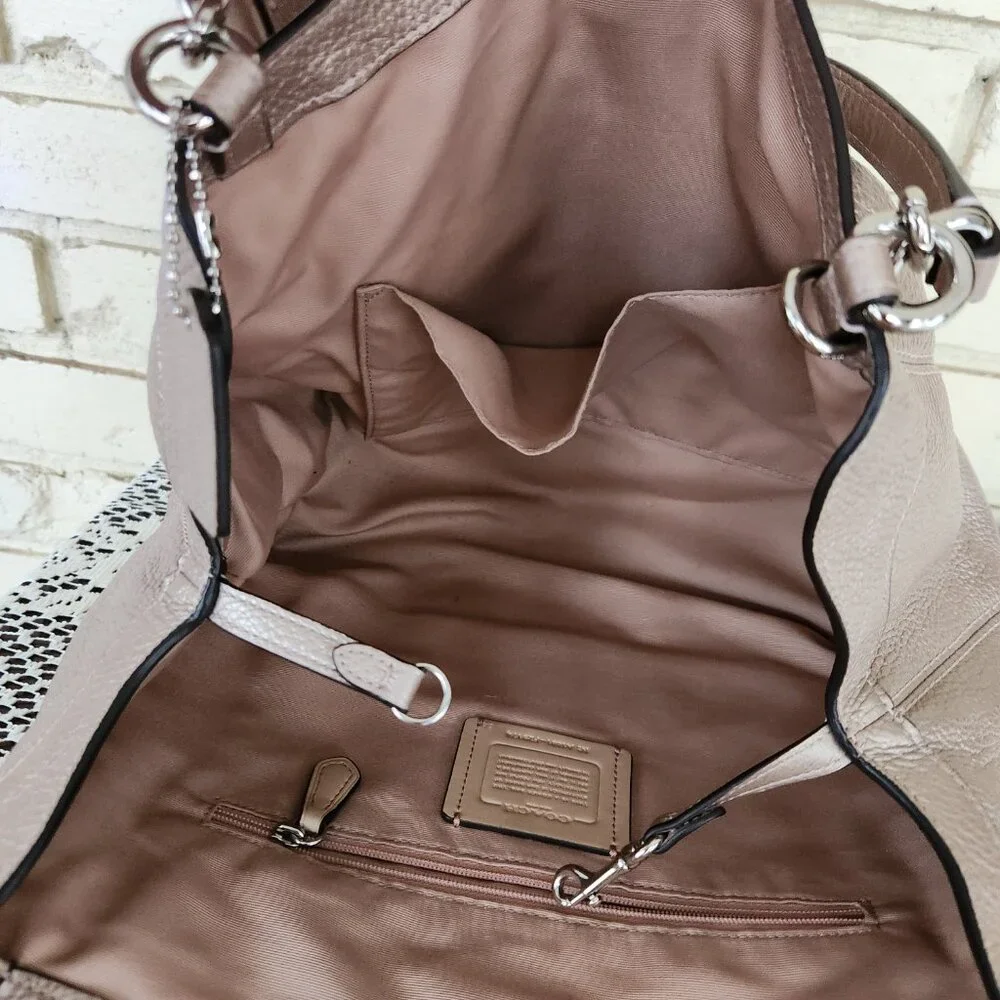 Like New Coach Lexy Gold Leather Shoulder Bag Handbag Purse